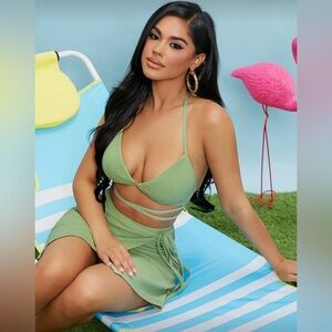 SHEIN Self Tie Backless Halter Top & Wrap Skirt Set